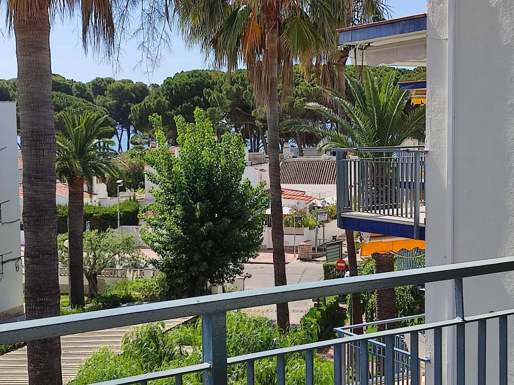 Reus Mediterrani Камбрильс Экстерьер фото